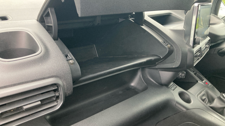 Peugeot Partner Standard Diesel 1000 1.5 BlueHDi 100 Asphalt Van